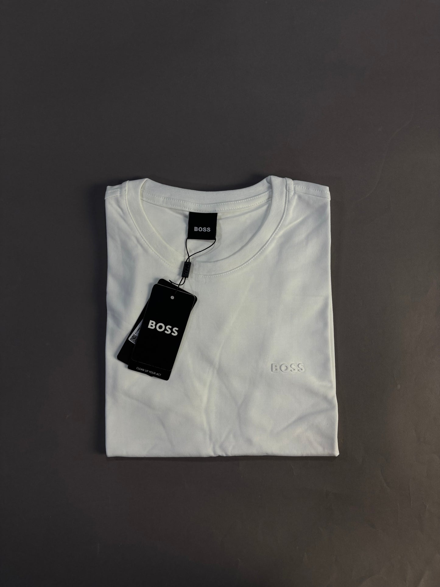 T-Shirt Boss| Tee Special Cotton Pima - Nuvem Monocromática