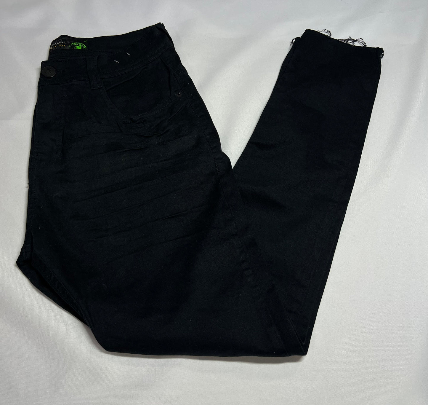 CALÇA JEANS DEGRANT SKINNY LISA PRETA