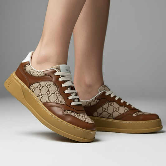 Tênis Gucci Retrô | Casual Premium Monogram - Caramel Gold